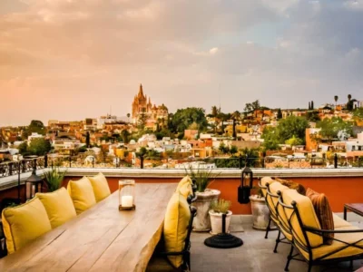 Must-Visit-Rooftop-Bars-in-San-Miguel-de-Allende-luna-1024x683